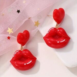 KISSY LIPS RED DANGLE EARRINGS NWOT